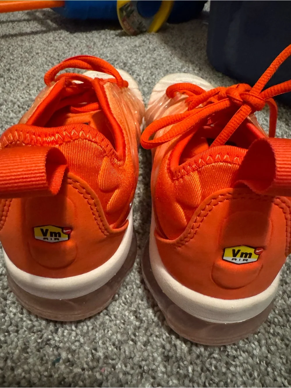 Nike Kids Orange Gradient Lace-Up Sneakers